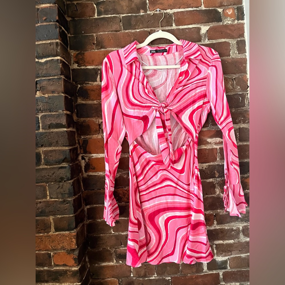 Zara linen pink dress with tie and cut out